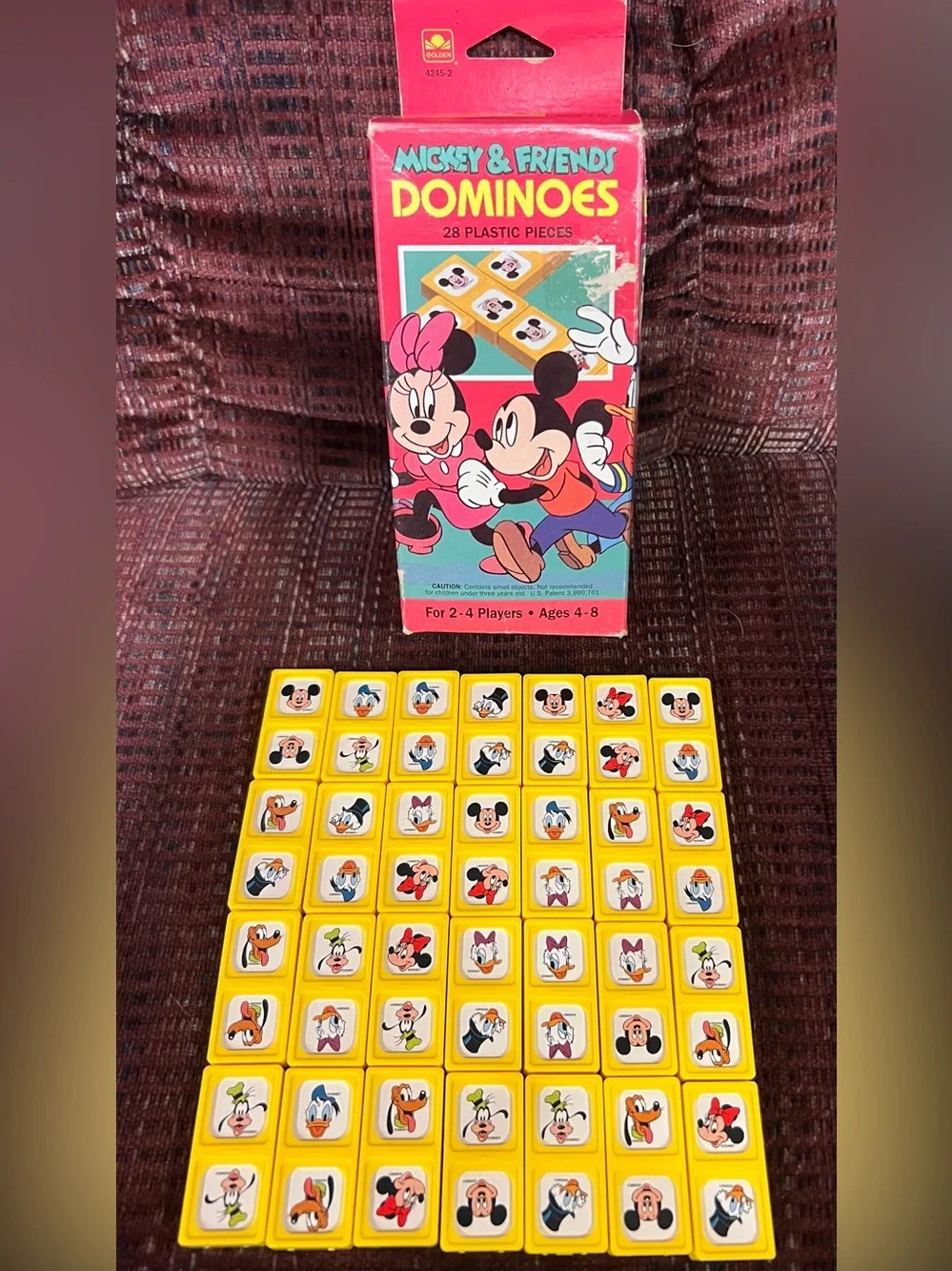 VINTAGE DISNEY'S MICKEY & FRIENDS DOMINOES ~ 28 PIECES ~ BY GOLDEN ~ GAME
